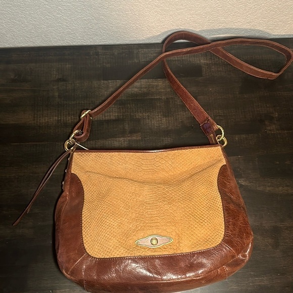 Elliott Lucca Mixed Leather Crossbody Purse Gold Hardware - Picture 1 of 15